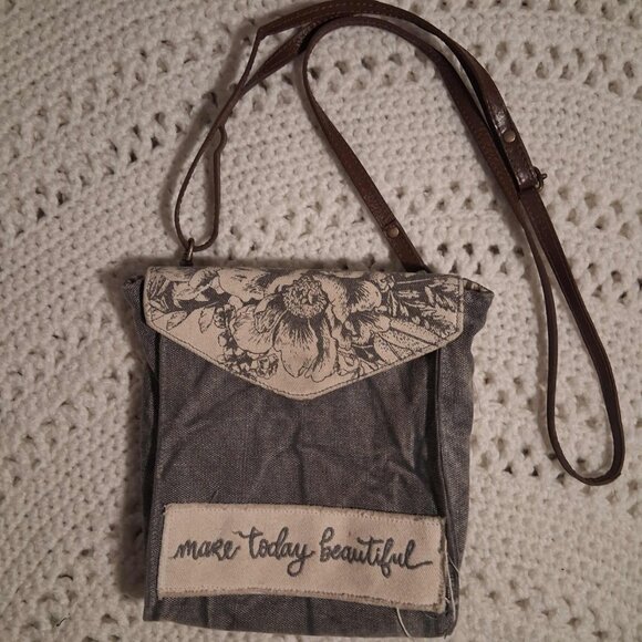 PRIMITIVE by KATHY CROSSBODY BAG -- - Picture 6 of 6